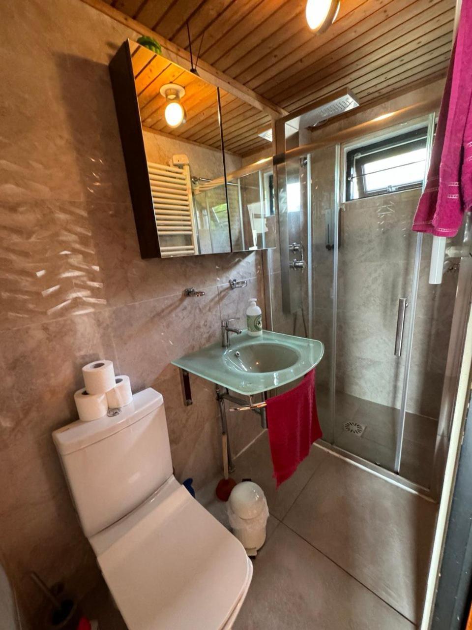 Apartamento Lovely House Till 6 P. Near Amsterdam, Sea Opmeer Exterior foto